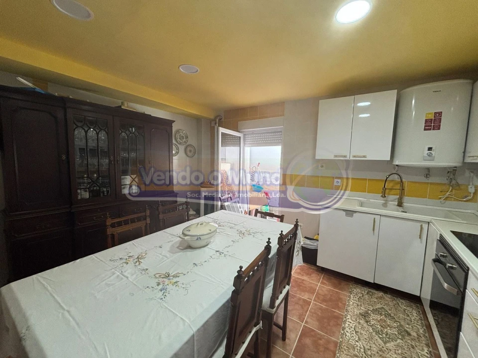 Moradia T1 para Venda em Cabeção Foto 10