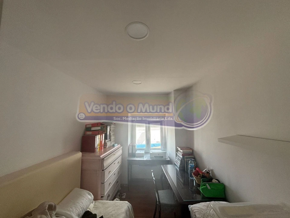 Moradia T1 para Venda em Cabeção Foto 17