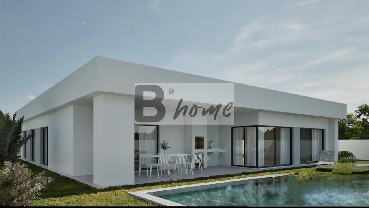 Moradia T4 para Venda em Fernao Ferro Foto 2