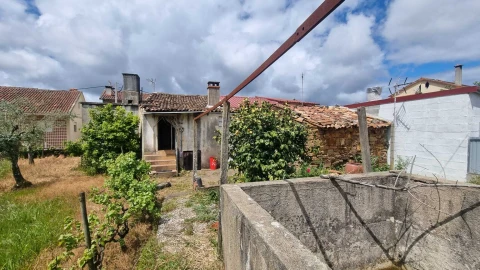 Moradia T4 para Venda em Castelo