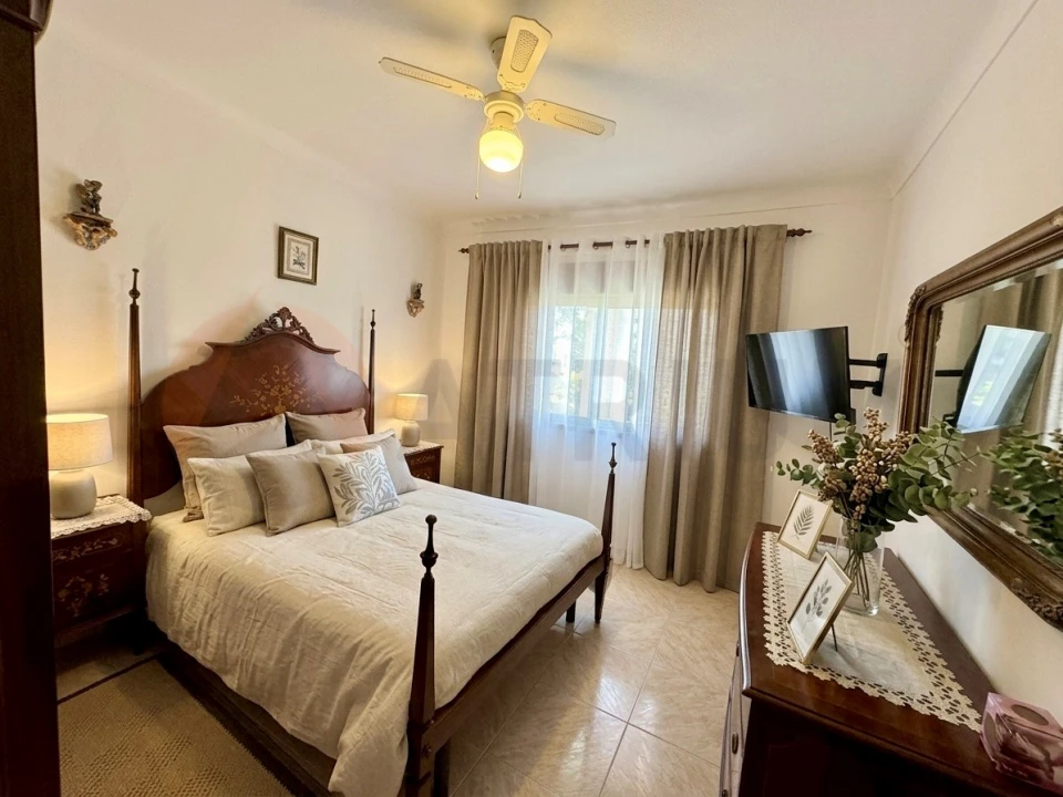 Moradia T2 para Venda em Sado Foto 12