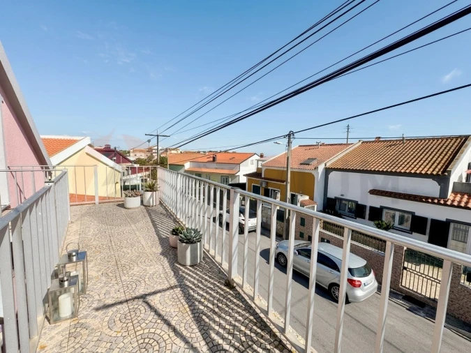 Moradia T2 para Venda em Sado Foto 10