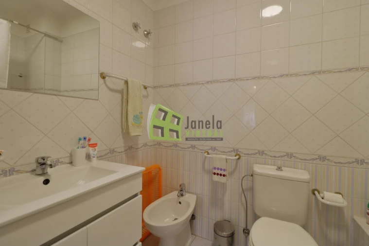 Apartamento T3 para Venda em Quinta do Conde Foto 18