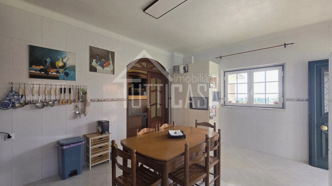 Moradia T3 para Venda em Venda do Pinheiro e Santo Estêvão das Galés Foto 8