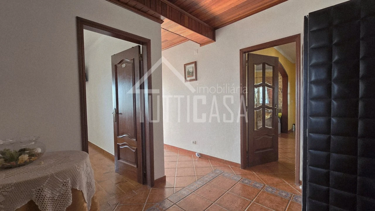 Moradia T3 para Venda em Venda do Pinheiro e Santo Estêvão das Galés Foto 11