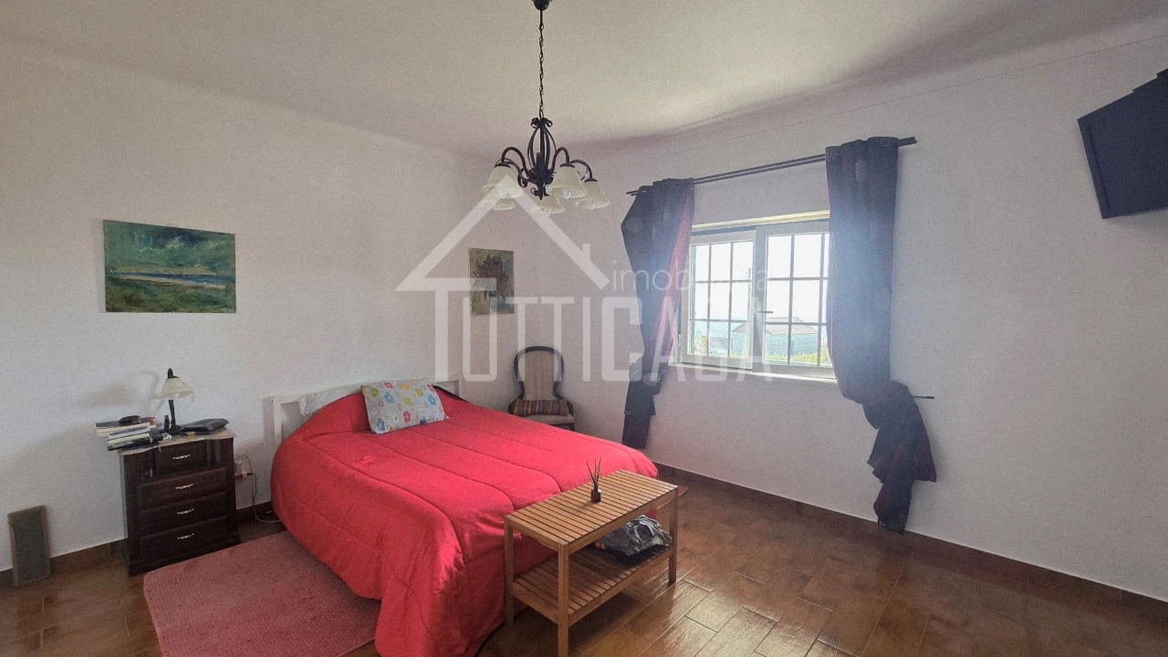 Moradia T3 para Venda em Venda do Pinheiro e Santo Estêvão das Galés Foto 13