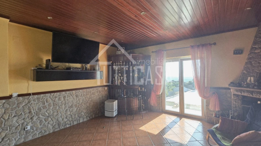 Moradia T3 para Venda em Venda do Pinheiro e Santo Estêvão das Galés Foto 10