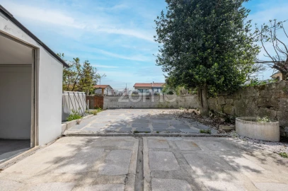 Negócio para Arrendamento em Rio Tinto