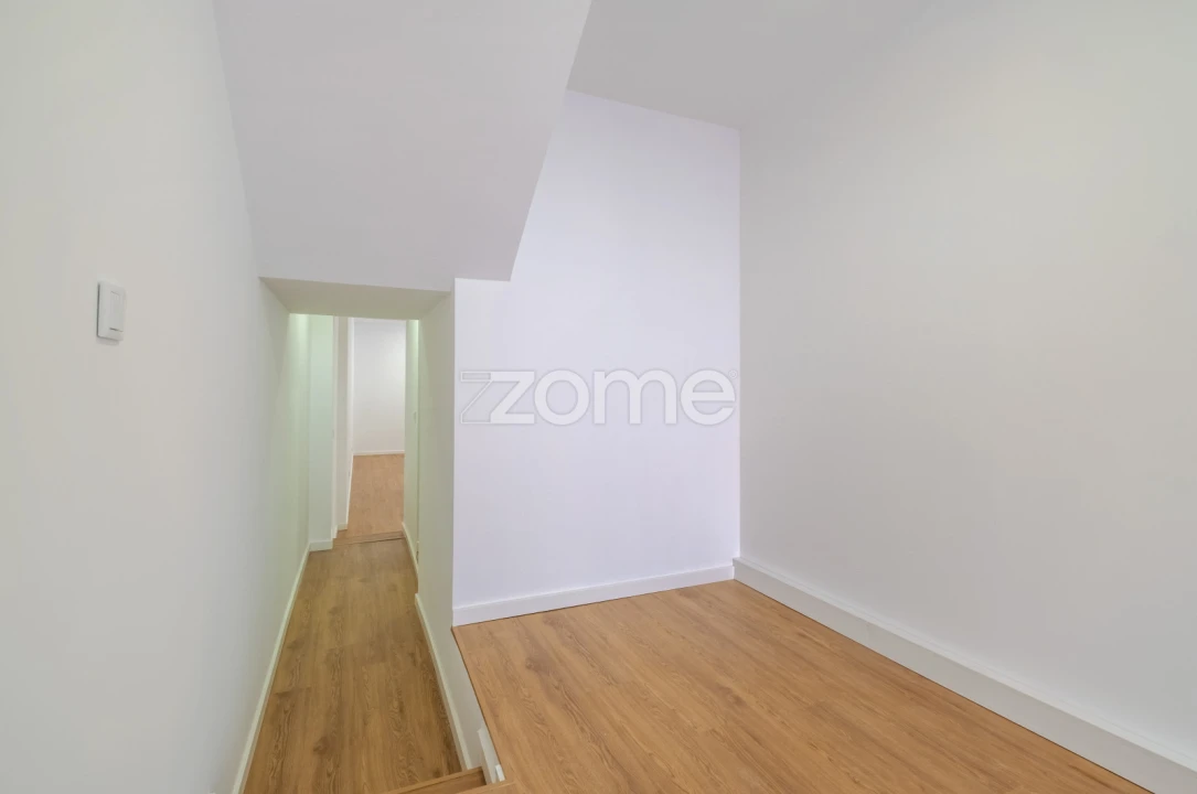 Negócio para Arrendamento em Rio Tinto Foto 4