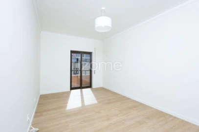 Apartamento T2 para Arrendamento em Braga (Maximinos, Sé e Cividade)