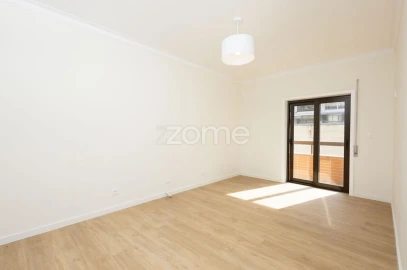 Apartamento T2 para Arrendamento em Braga (Maximinos, Sé e Cividade)