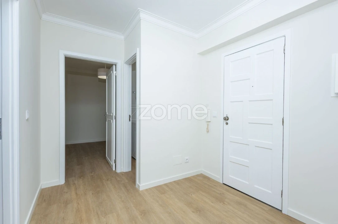 Apartamento T2 para Arrendamento em Braga (Maximinos, Sé e Cividade) Foto 12