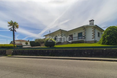Moradia T3 para Arrendamento em Galegos