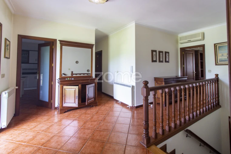 Moradia T3 para Arrendamento em Galegos Foto 6