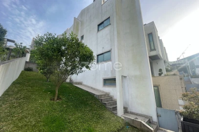 Moradia T3 para Venda em Ferreiros e Gondizalves