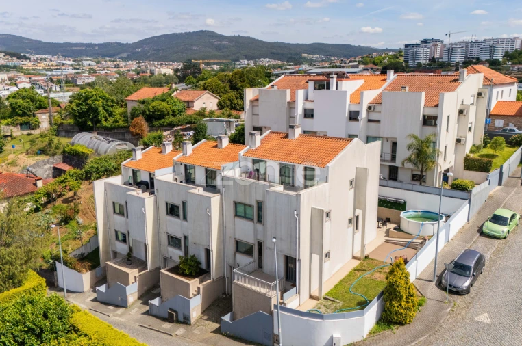 Moradia T3 para Venda em Ferreiros e Gondizalves Foto 46