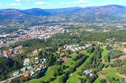 Terreno para Venda em Fornelos e Queijada