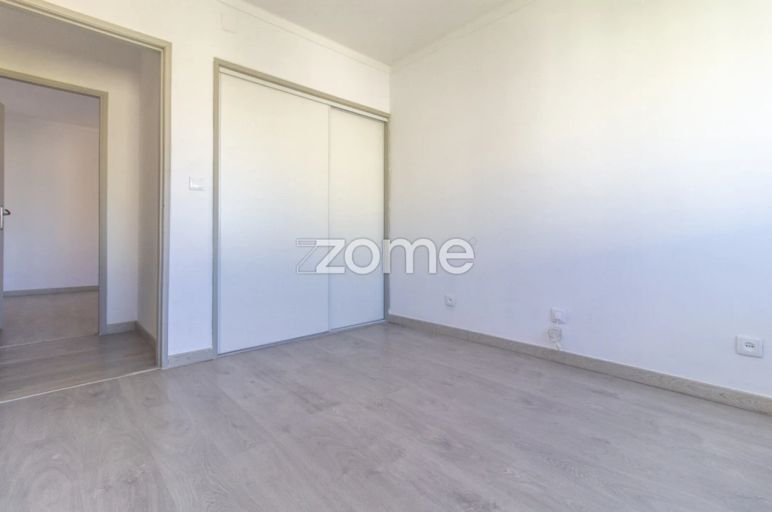 Apartamento T3 para Arrendamento em São Vitor (Braga) Foto 16
