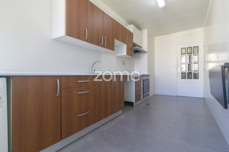Apartamento T3 para Arrendamento em São Vitor (Braga) Foto 5