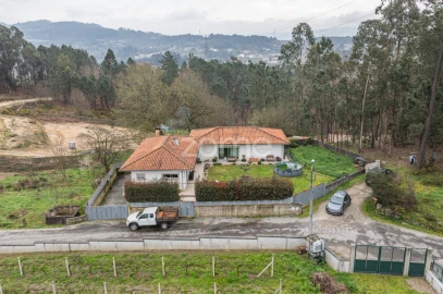 Moradia T3 para Venda em Sabariz