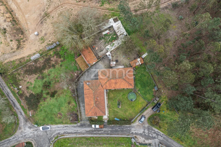 Moradia T3 para Venda em Sabariz Foto 22