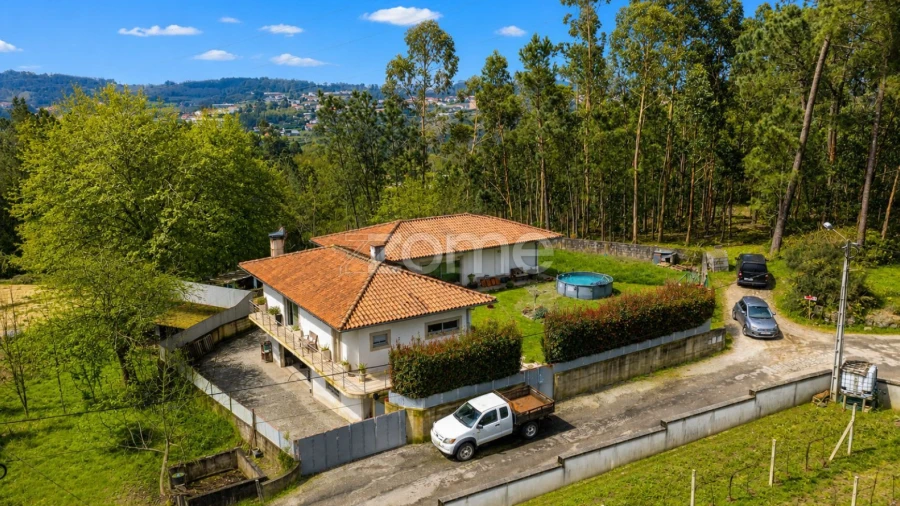 Moradia T3 para Venda em Sabariz
