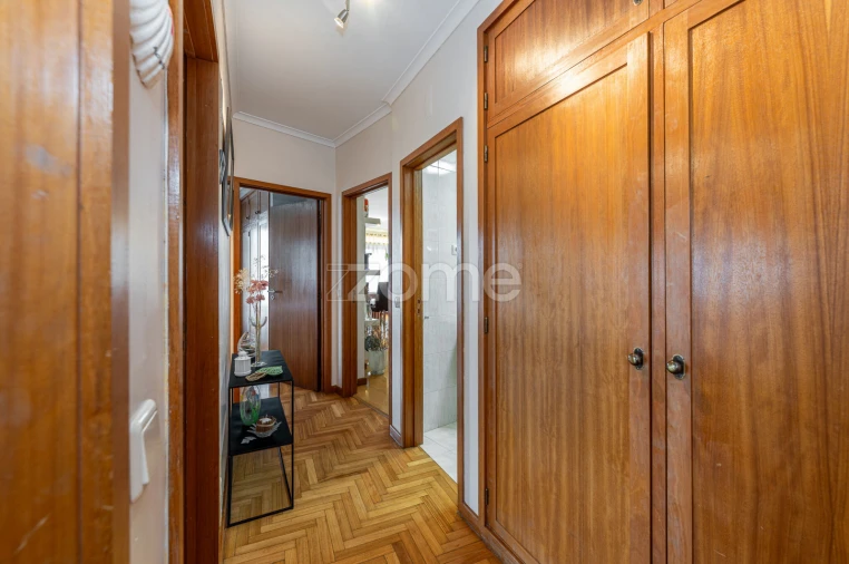 Apartamento T3 para Venda em Moreira Foto 26