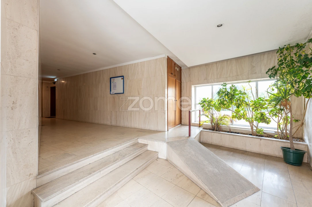 Apartamento T3 para Venda em Moreira Foto 3
