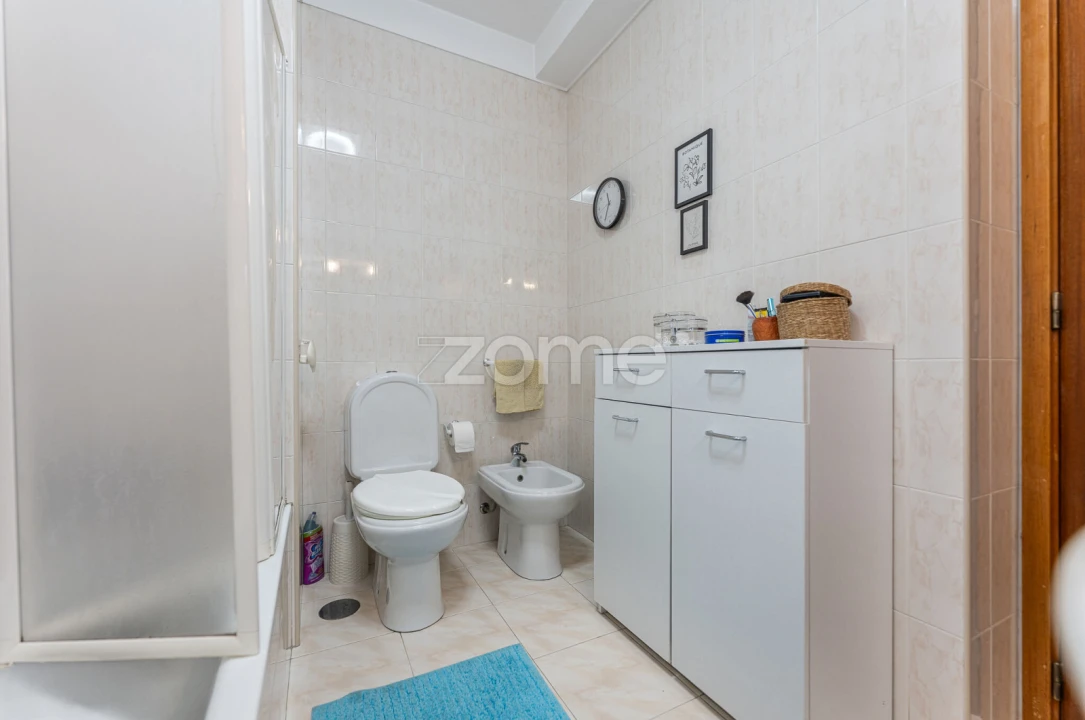 Apartamento T3 para Venda em Moreira Foto 33