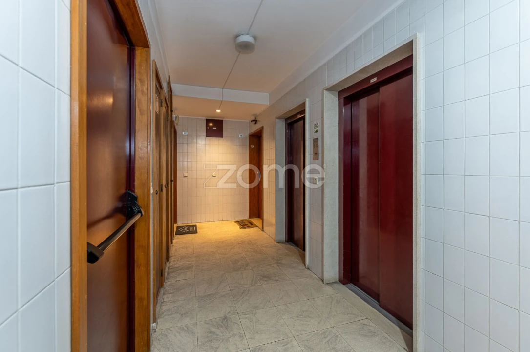 Apartamento T3 para Venda em Moreira Foto 37