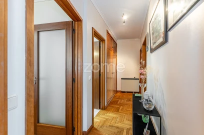 Apartamento T3 para Venda em Moreira