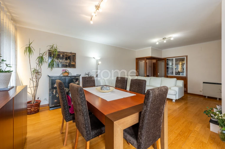 Apartamento T3 para Venda em Moreira Foto 18