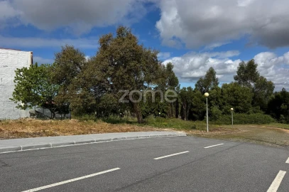 Terreno para Venda em Santa Maria de Lamas