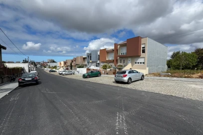 Terreno para Venda em Santa Maria de Lamas