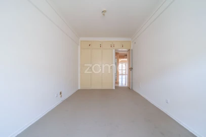 Apartamento T2 para Venda em São Vicente