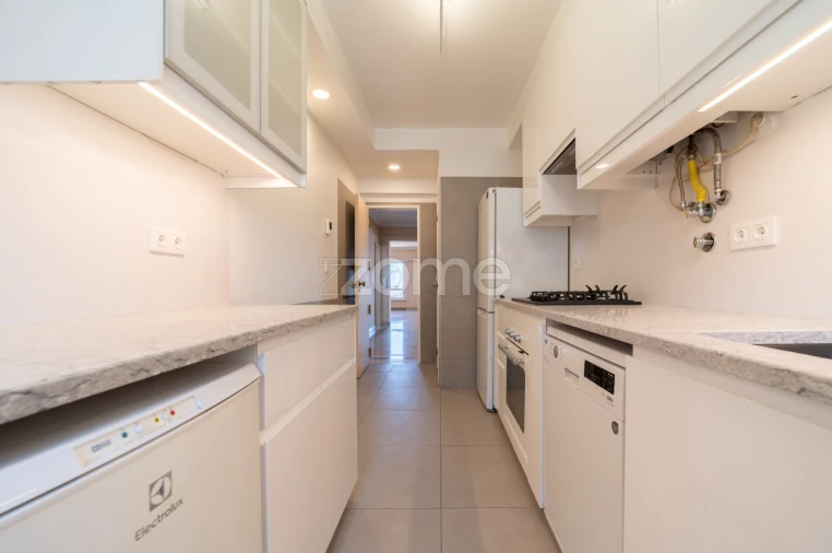 Apartamento T2 para Venda em São Vicente Foto 16