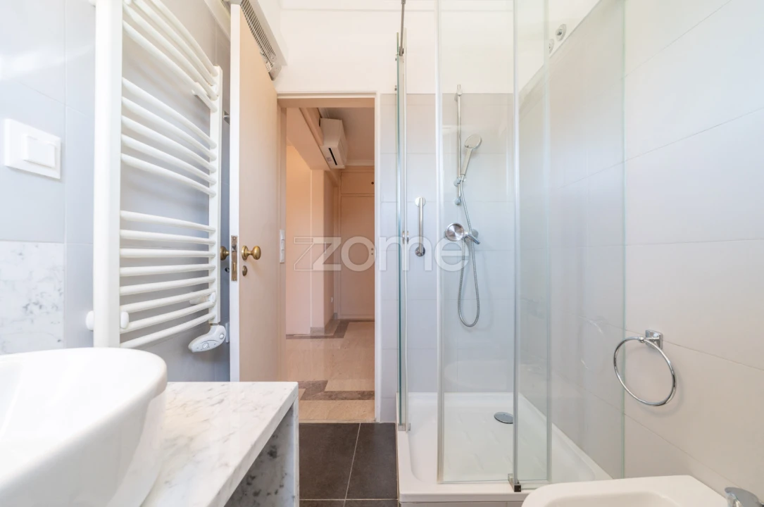 Apartamento T2 para Venda em São Vicente Foto 23