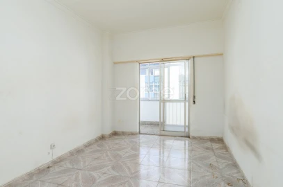 Apartamento T3 para Venda em Águas Livres