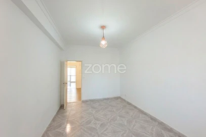 Apartamento T3 para Venda em Águas Livres