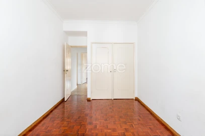 Apartamento T3 para Venda em Águas Livres