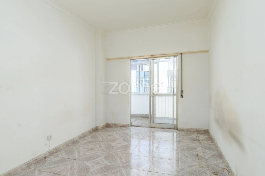 Apartamento T3 para Venda em Águas Livres Foto 16