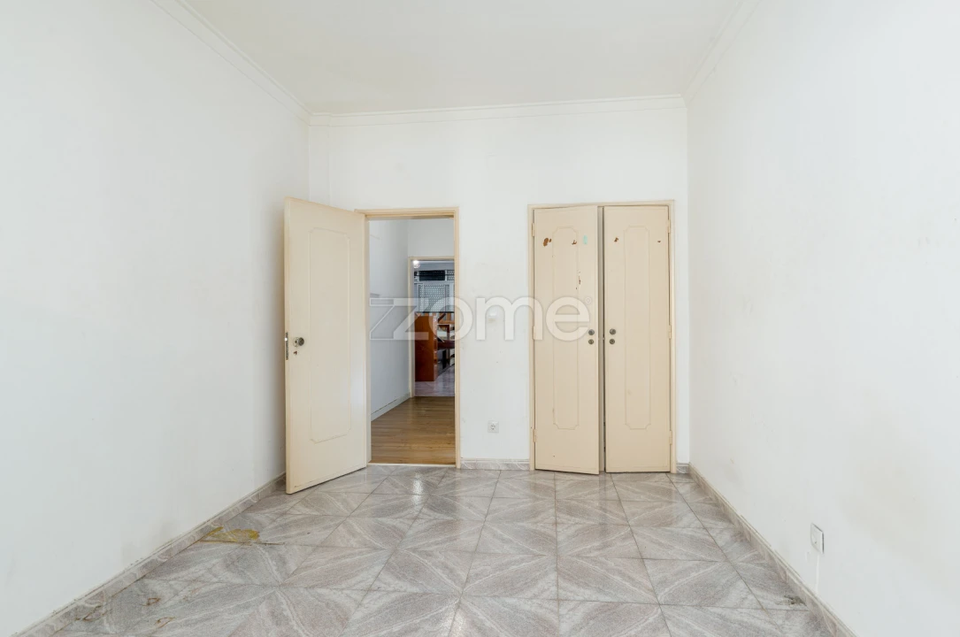 Apartamento T3 para Venda em Águas Livres Foto 17