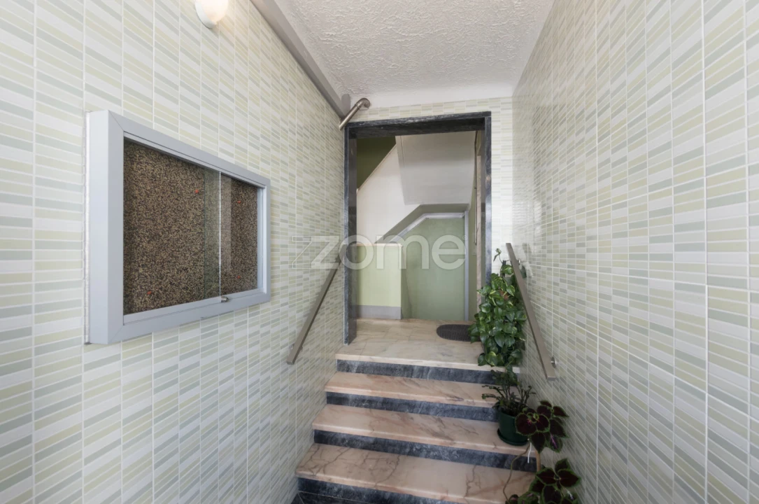 Apartamento T3 para Venda em Águas Livres Foto 22