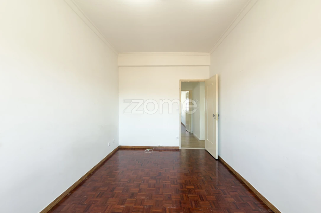 Apartamento T3 para Venda em Águas Livres Foto 13