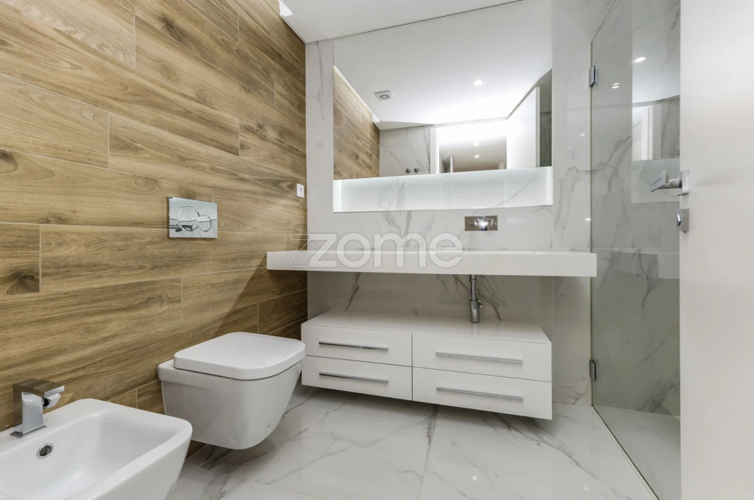 Apartamento T2 para Arrendamento em Carcavelos e Parede Foto 12