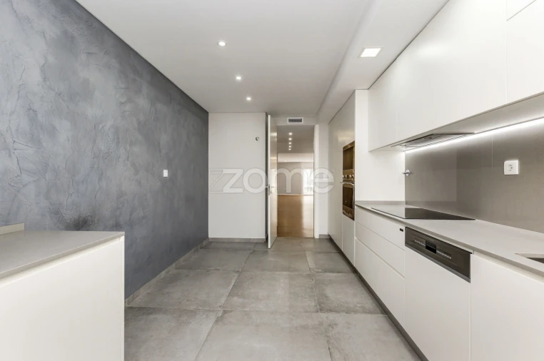 Apartamento T2 para Arrendamento em Carcavelos e Parede Foto 9