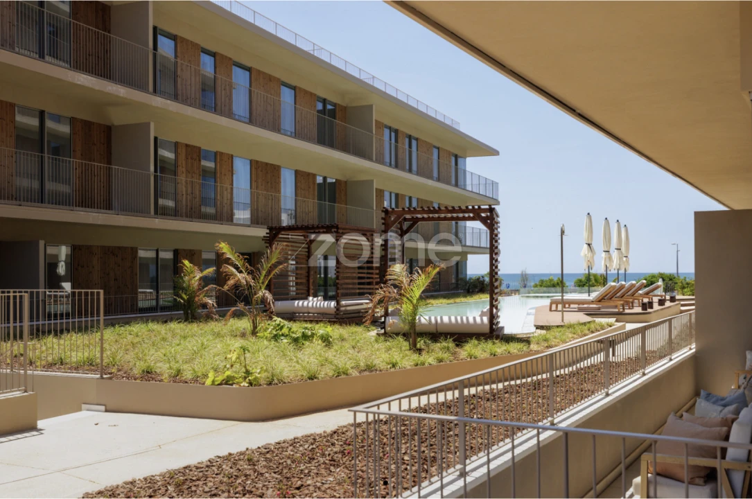Apartamento T3 para Venda em Quarteira Foto 40