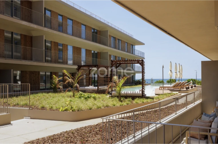 Apartamento T3 para Venda em Quarteira Foto 40