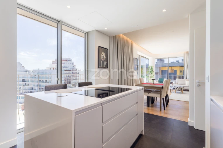 Apartamento T3 para Venda em Quarteira Foto 19