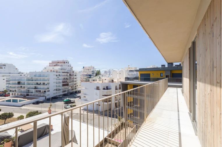 Apartamento T3 para Venda em Quarteira Foto 26